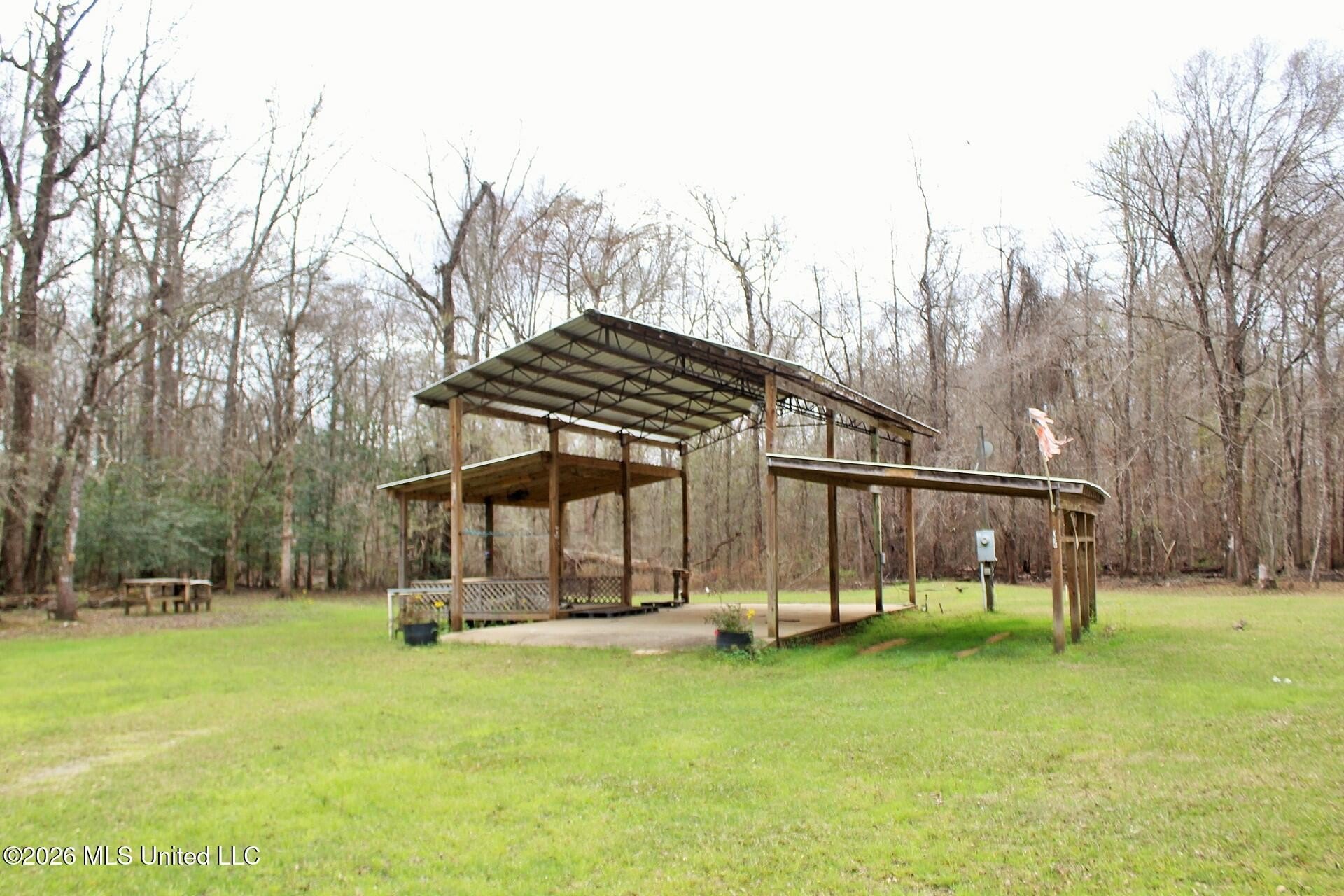 Lucedale Land with RV Setup