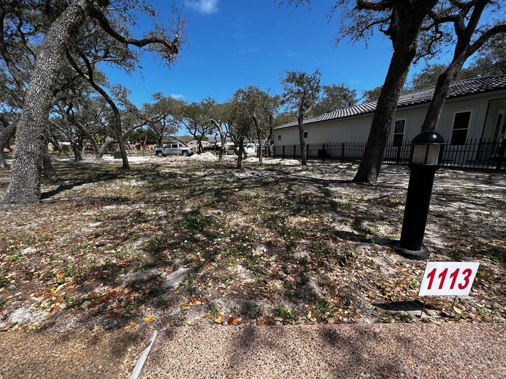 Residential Lot in Royal Oaks