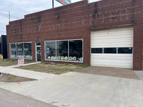 Commercial Building in Tell City