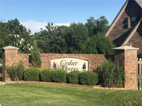 Residential Lot in Cedar Shores