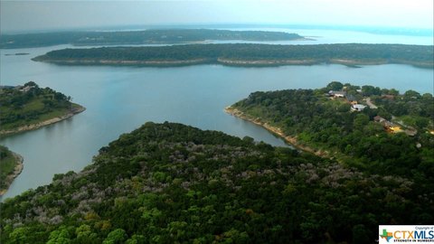 Belton Lake Peninsula Land
