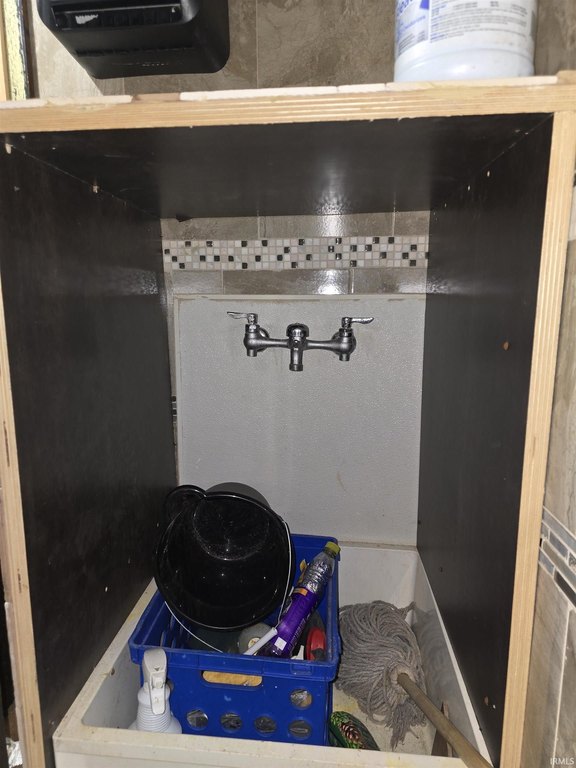 Picture 16