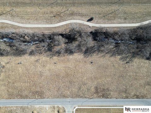 LAND - Papillion, NE