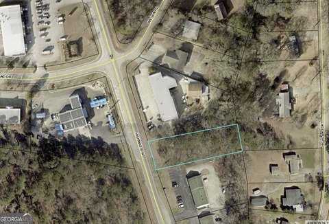 Stockbridge Commercial Lot on Hwy 42