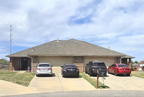 Clinton, OK Duplex Investment Opportunity