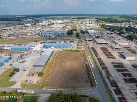 Prime Commercial/Industrial Land in Broussard
