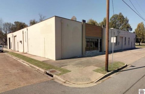 Office-Warehouse Space with 12x12 Door