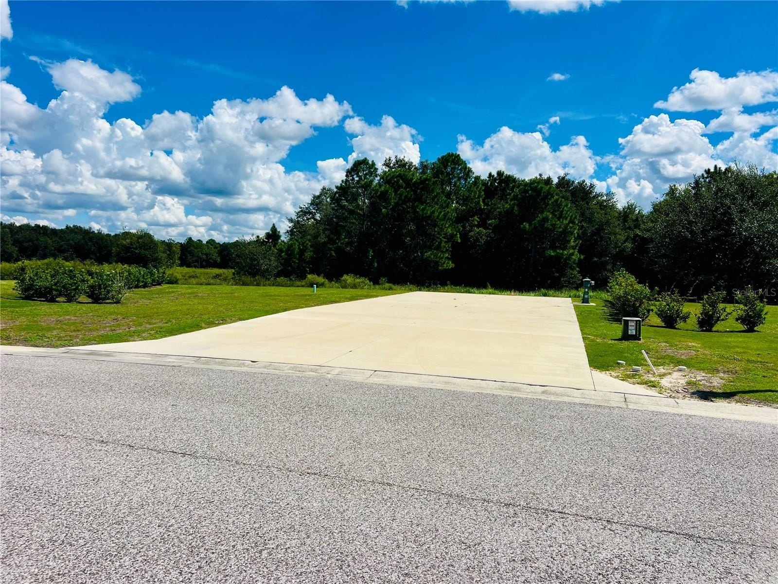 Resort Lot in Webster, Florida