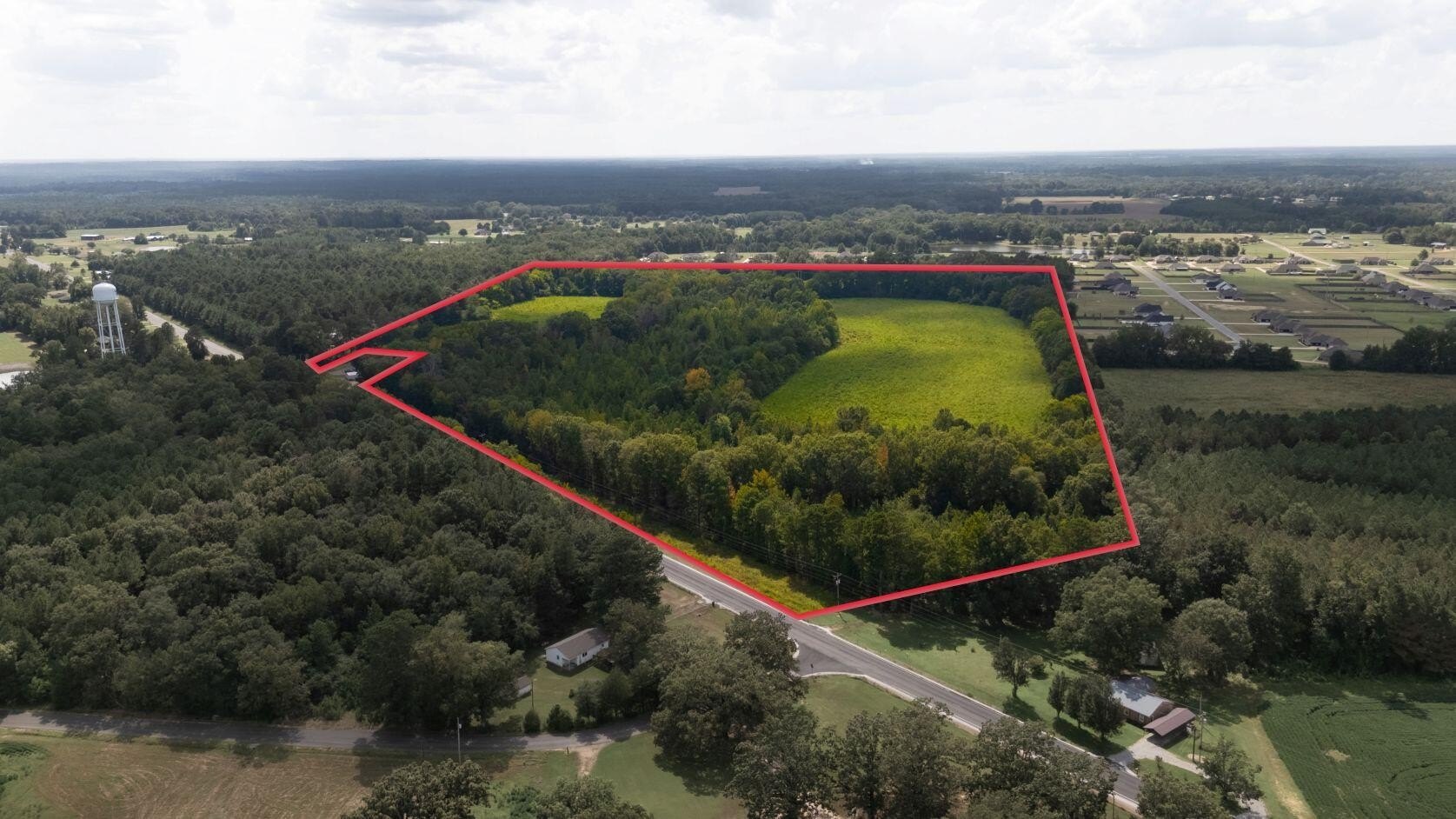 Versatile Land in Steens, MS