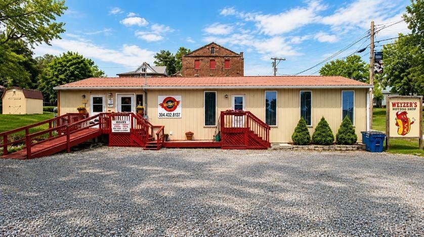 5992 Mason Dixon Hwy, Blacksville, WV 26521