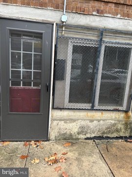 Philadelphia Storefront for Rent