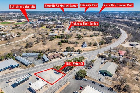 Prime Commercial Lot in Kerrville