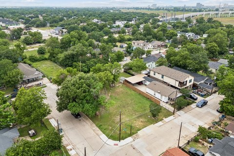 Residential Lot in West Dallas