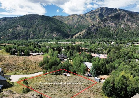 Land, Ketchum, ID