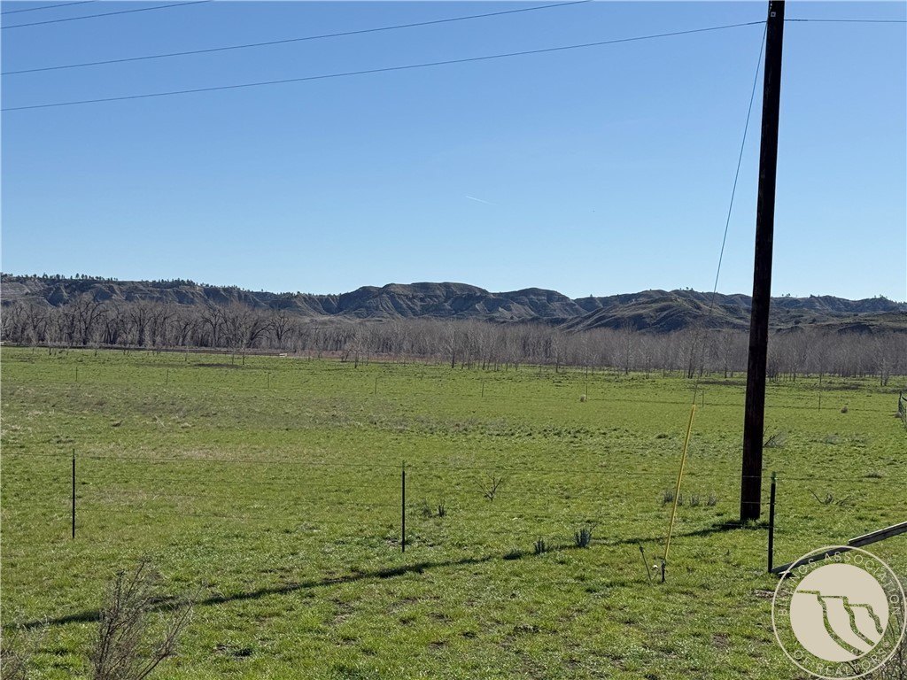 Montana Land with River Frontage