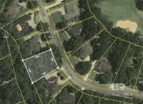 Residential Lot in Golf Community
