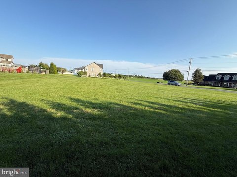 Land, CHAMBERSBURG, PA