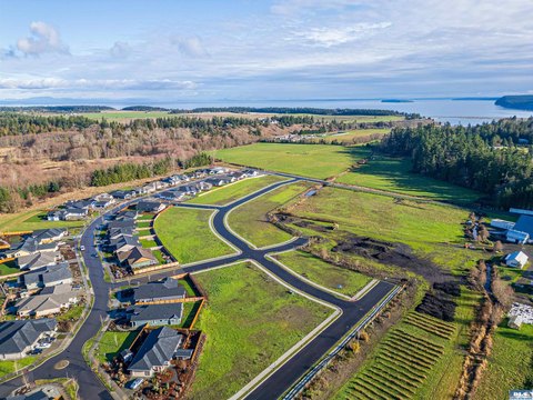 Ready-to-Build Residential Homesite