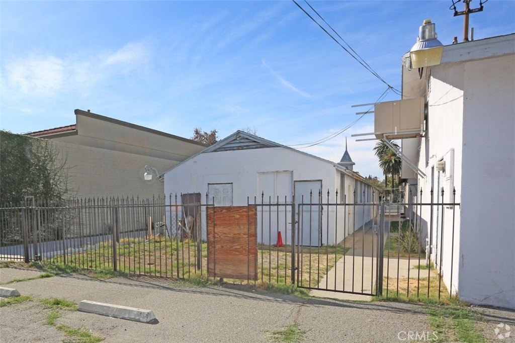 Picture 16