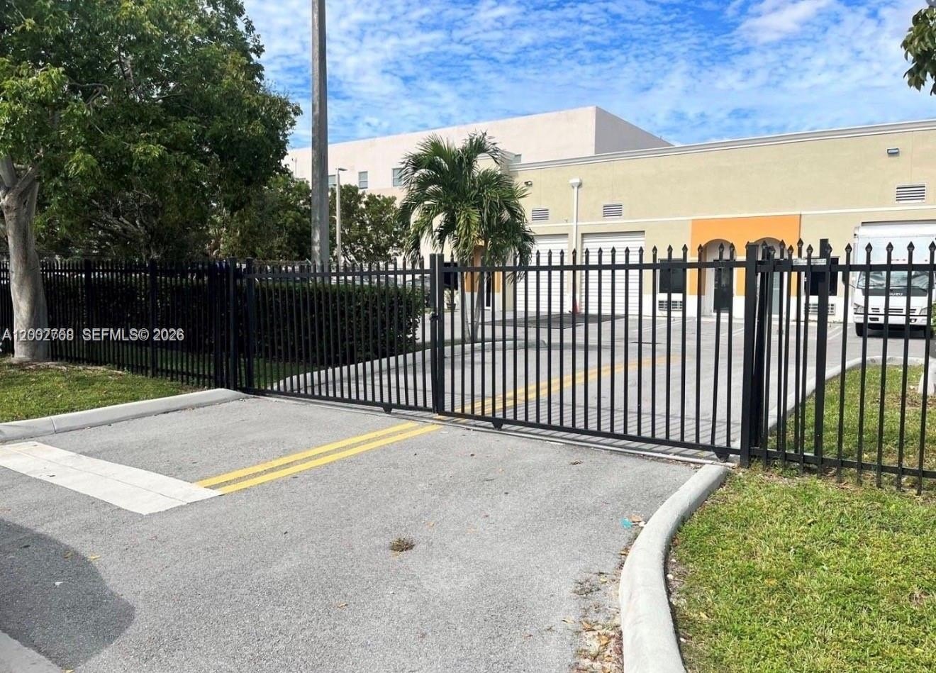 Kendall Warehouse and Business Opportunity