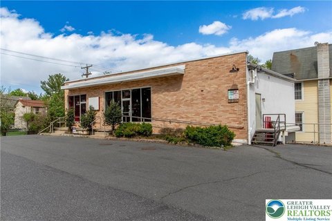 Equipped Retail Property Near Route 611