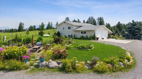 Residential Income Property With Shop Apartment