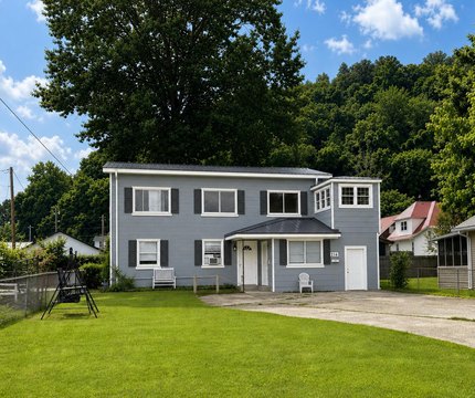 Triplex with Separate Entrances