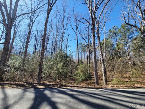 7.6 Acres in Sandston, VA