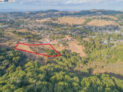 Residential Land in El Sobrante