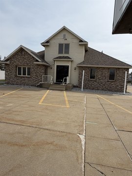 Spacious Office Building in Angola