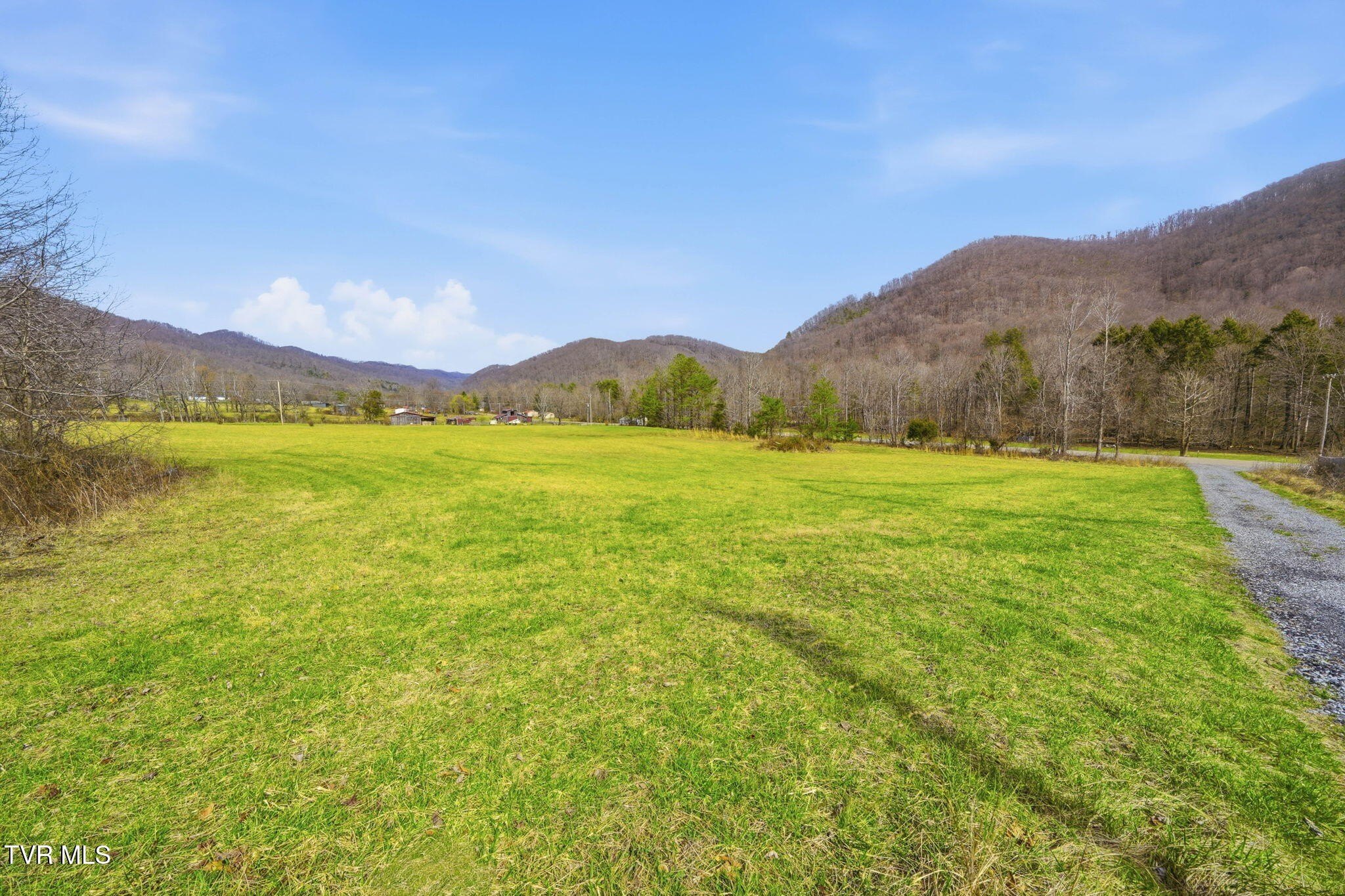 Jonesborough Land with Workshop Building