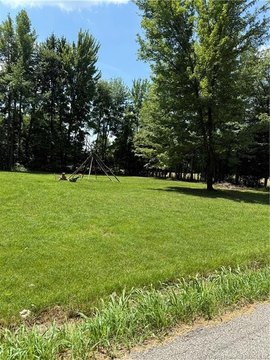 Vacant Lot in Commiskey, Indiana