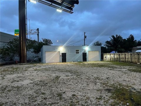 Oakland Park Commercial/Industrial Space