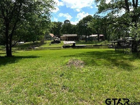 Lake Palestine Waterfront Residential Lots