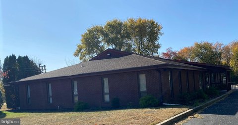 Office Spaces For Lease