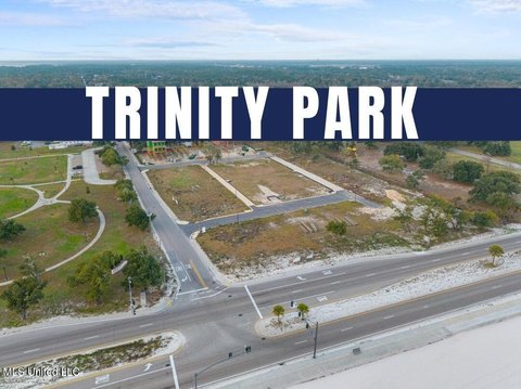 Coastal Land in Trinity Park