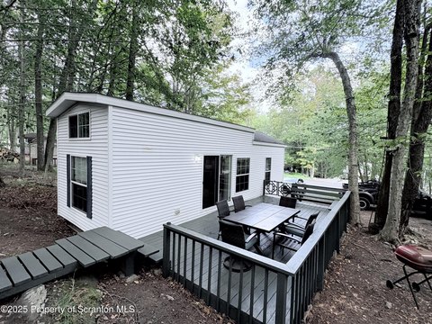 Eagle Lake Community Property