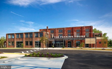 Historic Landmark Retail Leasing Opportunity