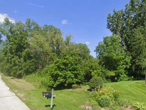 Land, Wauconda, IL