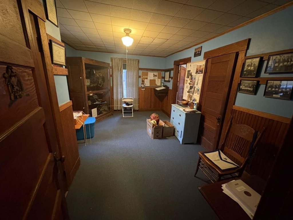 Picture 16