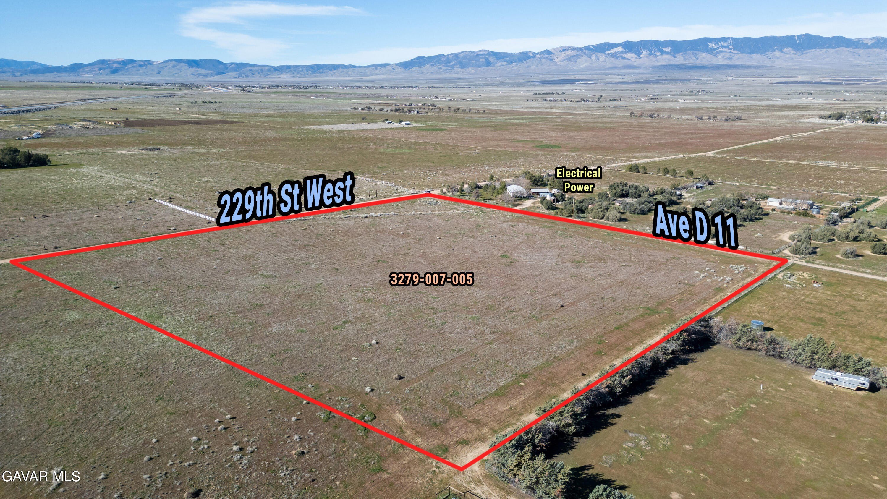 Residential Land in Lancaster, CA