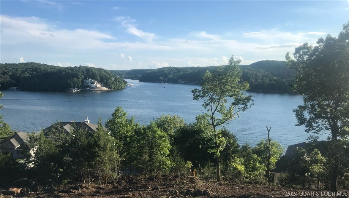 Lake Access Residential Development Land