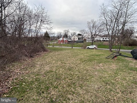 Land, GILBERTSVILLE, PA