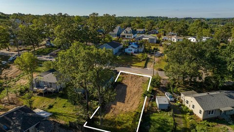 Residential Lot in Cammack Village