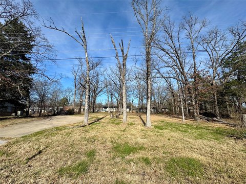 Land in Shady Ln Addition