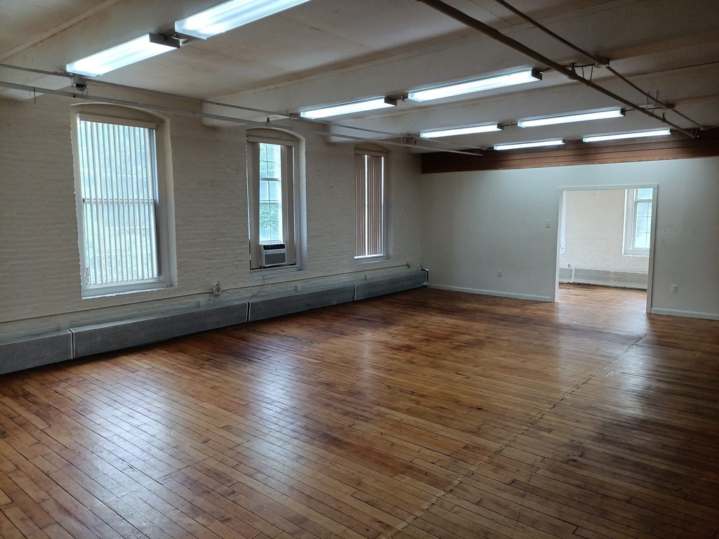 559 Main St,Unit - Rt. 20, Sturbridge, MA 01566