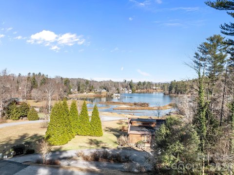 LAND - Hendersonville, NC