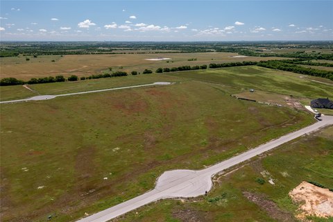 Flat Acreage Residential Lot