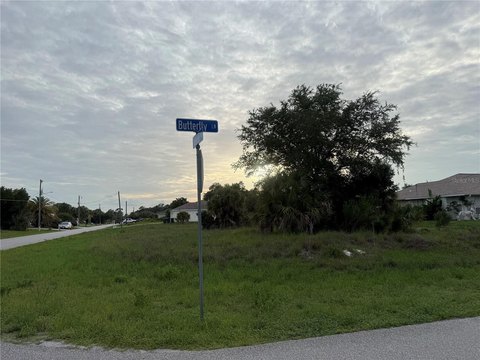 Land, NORTH PORT, FL