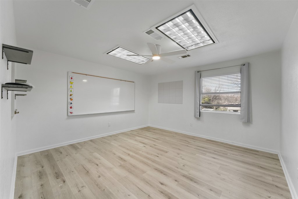 Picture 33